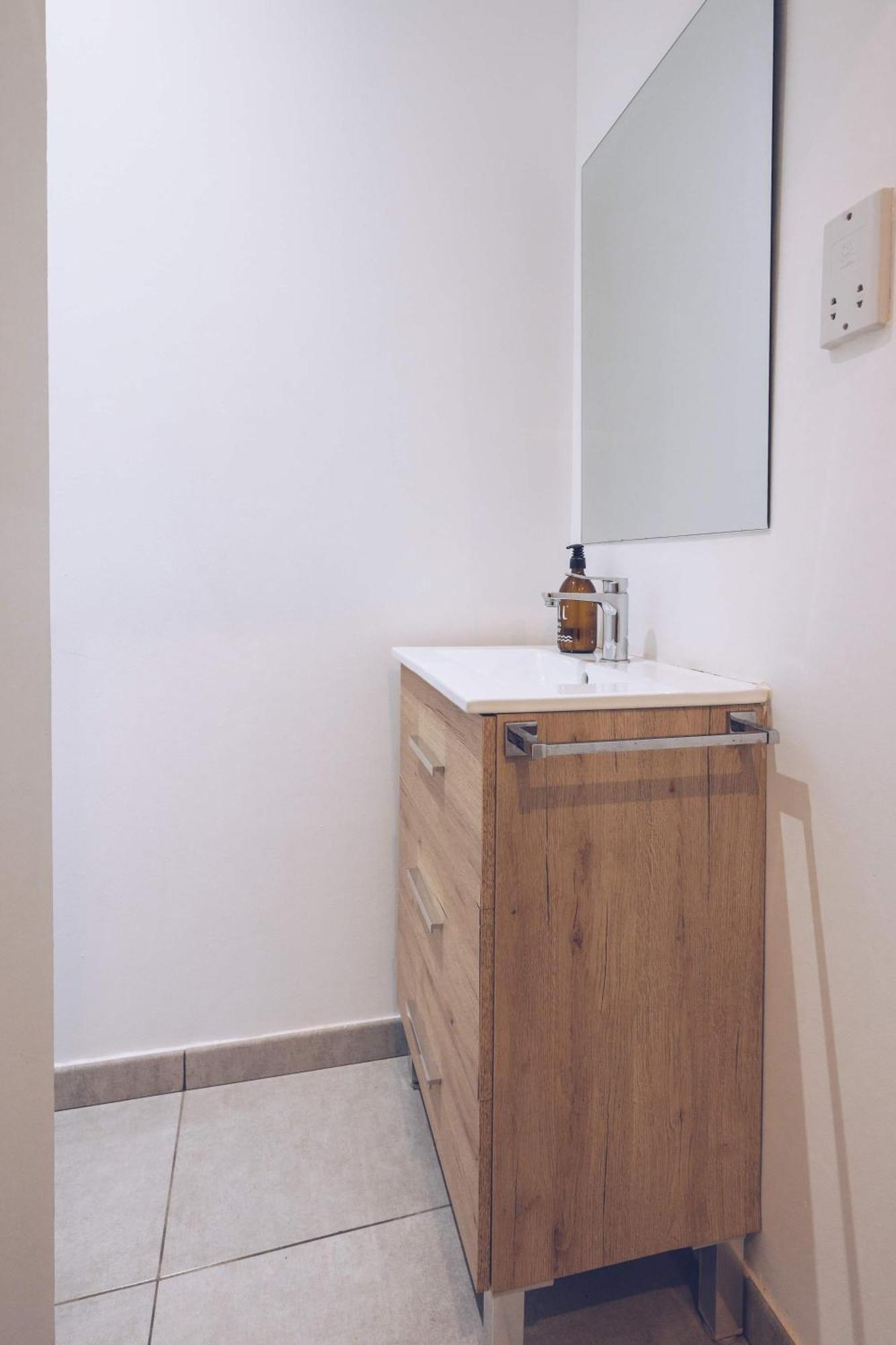 2Br In The Zoko Contemporary And Convenient Lägenhet Gibraltar Exteriör bild