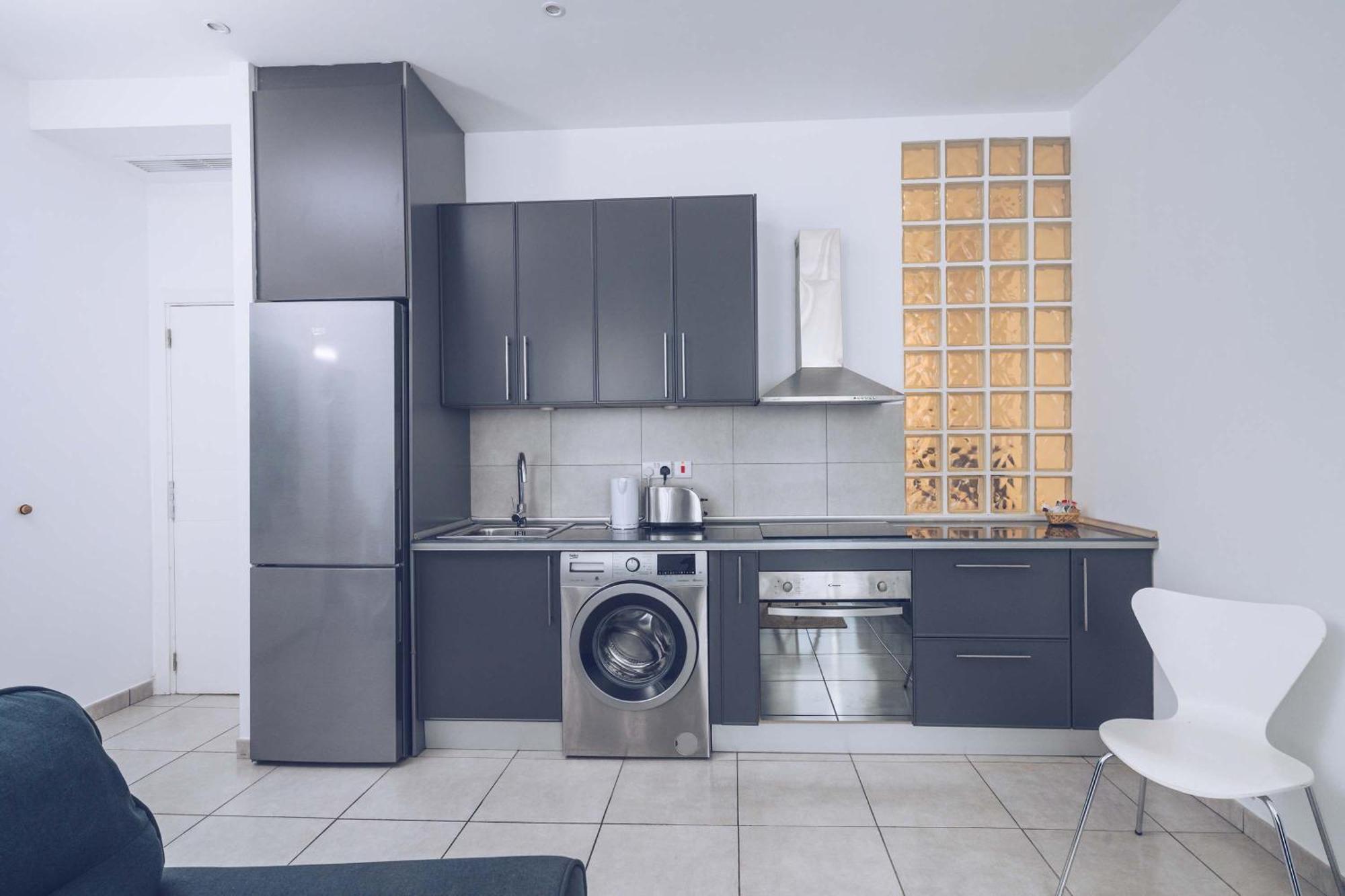 2Br In The Zoko Contemporary And Convenient Lägenhet Gibraltar Exteriör bild